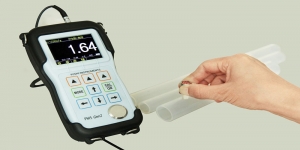 小管徑PEFT塑料管厚度實測小視頻！